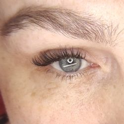 Pretty Girl Lashing & Esthetics