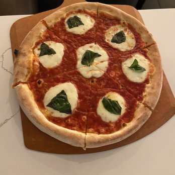 LaScala’s Fire - Margherita Pizza - Pizza Near Me - Villanova, Pennsylvania