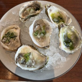 Manhatta - Raw oysters - New American Near Me - New York, New York