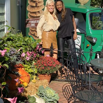 Tate's Bake Shop - Teisha And I enjoying the day in SouthHampton. Enjoying Tate's - Bakeries Near Me - Southampton, New York Tate's Bake Shop - Teisha And I enjoying the day in SouthHampton. Enjoying Tate's - Bakeries Near Me - Southampton, New York