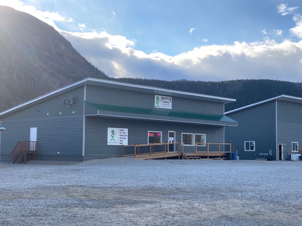 LODGE Updated August 2024 25 Photos 422 Alaska Highway, Toad
