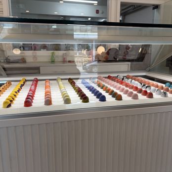 Good Good Chocolate - Assorted chocolate bon bons in store - Chocolatiers & Shops Near Me - Philadelphia, Pennsylvania Good Good Chocolate - Assorted chocolate bon bons in store - Chocolatiers & Shops Near Me - Philadelphia, Pennsylvania