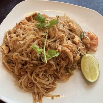 Thai House Restaurant - Pad Thai with shrimp - Thai Near Me - Canmore, Alberta