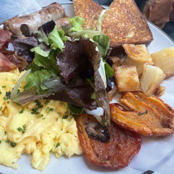 White Noise Coffee - Breakfast platter. - Coffee & Tea Near Me - Brooklyn, New York