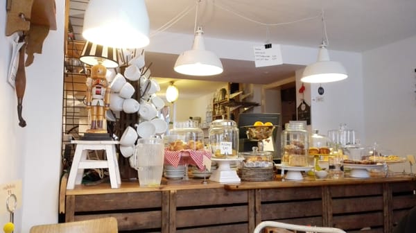 Café Mikkels by null