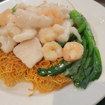 Chef Tony Dim Sum - The seafood noodles was good, except for the extra, extra small scallops. - Dim Sum Near Me - Arcadia, California Chef Tony Dim Sum - The seafood noodles was good, except for the extra, extra small scallops. - Dim Sum Near Me - Arcadia, California