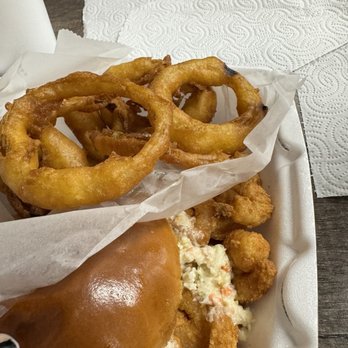 Butts n Such - Shrimp sandwich with coleslaw and onion rings - Breakfast & Brunch Near Me - Carolina Beach, North Carolina Butts n Such - Shrimp sandwich with coleslaw and onion rings - Breakfast & Brunch Near Me - Carolina Beach, North Carolina
