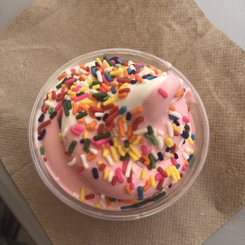 Cravings Soft Serve Ice Cream Parlor - Swirl - Ice Cream & Frozen Yogurt Near Me - Summerville, South Carolina