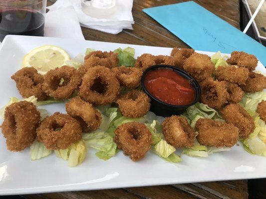 Palisades Lounge by null