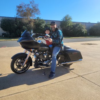 Redwood Harley-Davidson - Motorcycle Dealers Near Me - Eureka, California Redwood Harley-Davidson - Motorcycle Dealers Near Me - Eureka, California