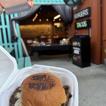 Maya Rosa - Single party smashburger - Burgers Near Me - Sanford, Florida