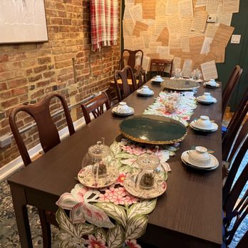 The Queen's Library Tea Room - So many great places for a special memory - Tea Rooms Near Me - Richmond, Virginia The Queen's Library Tea Room - So many great places for a special memory - Tea Rooms Near Me - Richmond, Virginia