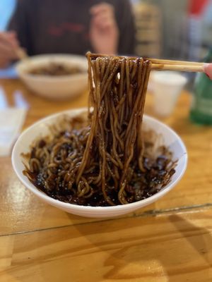 Paik's Noodle by null