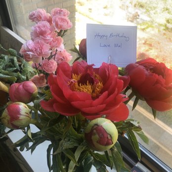 Pike Place Flowers - Peonies - Florists Near Me - Seattle, Washington