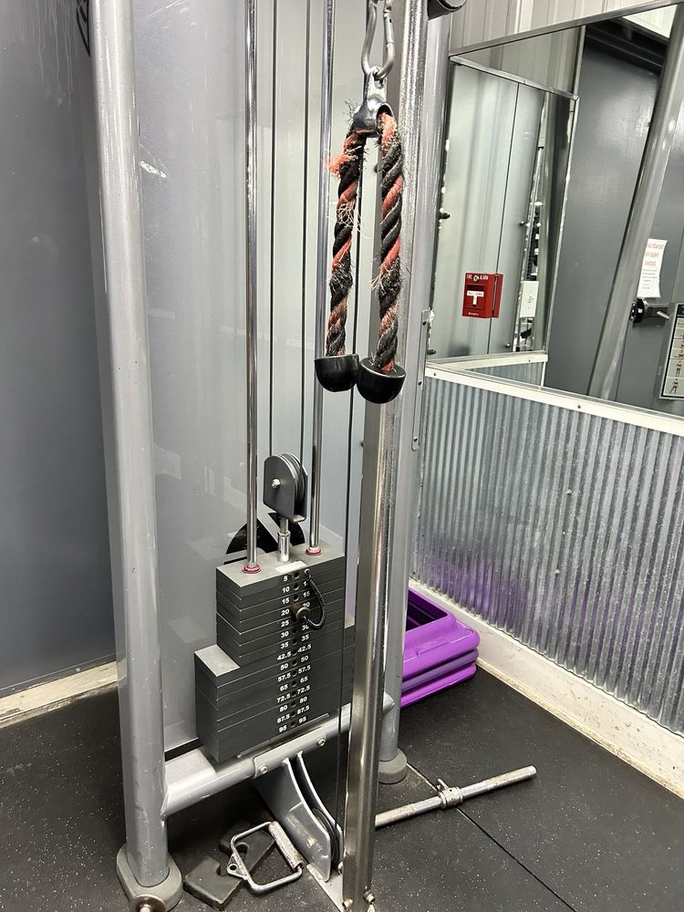 Courts Plus Fitness Center Image