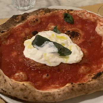 Il Pizzaiuolo - Burrata and red sauce - Pizza Near Me - Florence, FI