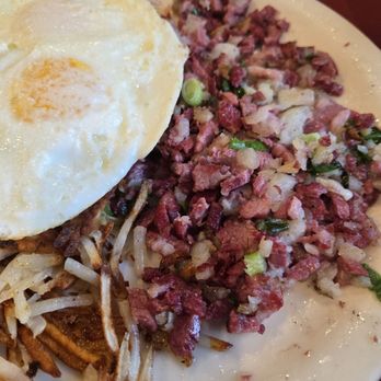 Arthur's Family Restaurant - Corned beef hash was good - looks like it's made in-house - Breakfast & Brunch Near Me - Orange, California