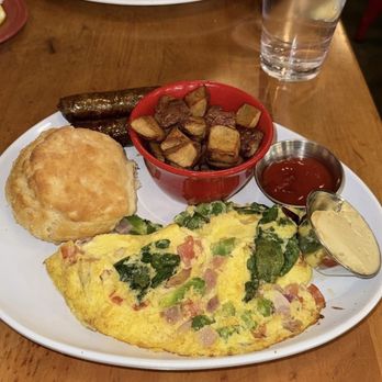 Ruby Sunshine Charlotte Southend - B.Y.O. Omelet Pork Sausage Links Breakfast Potatoes - Breakfast & Brunch Near Me - Charlotte, North Carolina