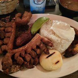 Las Nuevas Delicias - BANDEJA PAISA