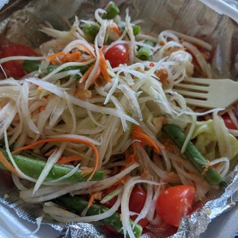 Pikul Thai Bistro - Papaya salad - Thai Near Me - Fairfield, California Pikul Thai Bistro - Papaya salad - Thai Near Me - Fairfield, California