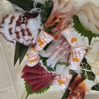 Zen Kyoto - Serenity - Sushi Bars Near Me - Toronto, Ontario