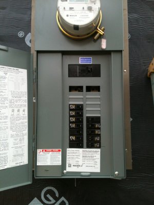 Z & M Electric Logo