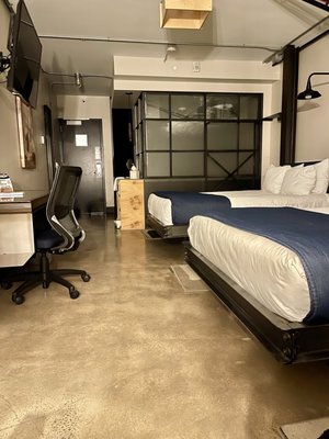 FOUND:RE Phoenix Hotel by null