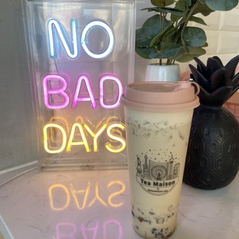 Tea Maison - Classic milk tea half sweet with Crystal boba and coffee jelly - Juice Bars & Smoothies Near Me - Las Vegas, Nevada