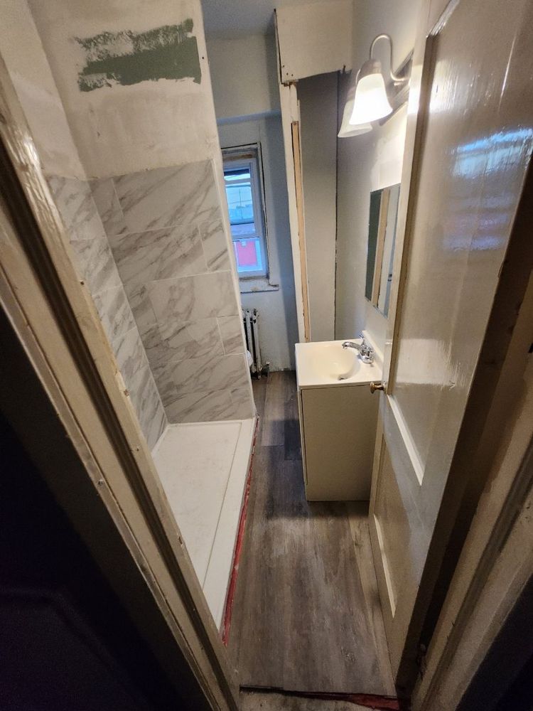 Slide of Dee & Son Handyman Services