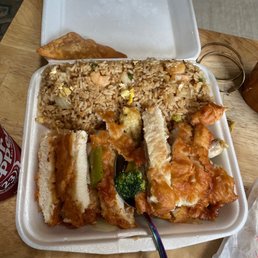 Boneless chicken with wm and a cho cho