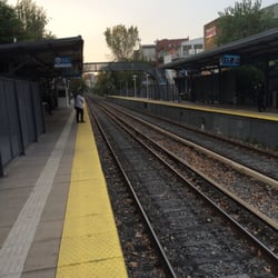 Estación La Lucila - Línea Mitre