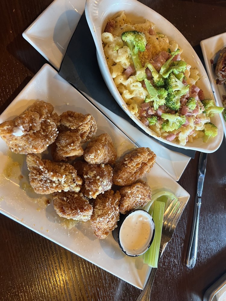 Social spots from Mason's Eatery & Pub