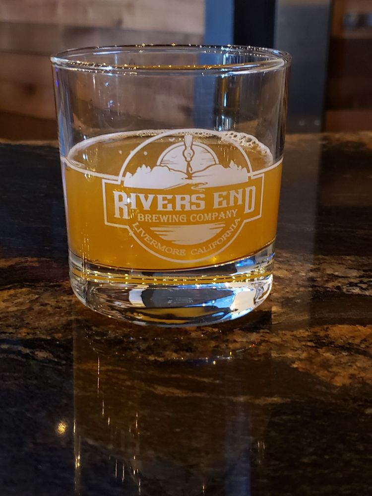 Rivers End Brewing Logo