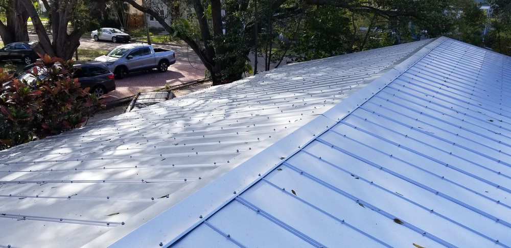 Slide of Straight Edge Builders and Roofers