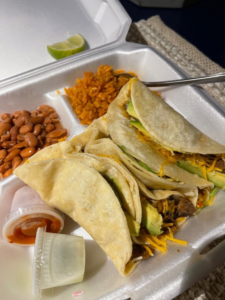 Food from Santanas NinetyNine Cent