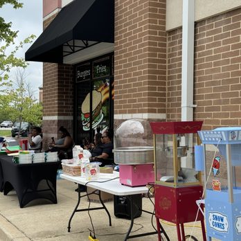 Super Yard Game Rentals - Cotton Candy maker, Popcorn cart & Snow-Cone cart at Back to School event - Bounce House Rentals Near Me Super Yard Game Rentals - Cotton Candy maker, Popcorn cart & Snow-Cone cart at Back to School event - Bounce House Rentals Near Me