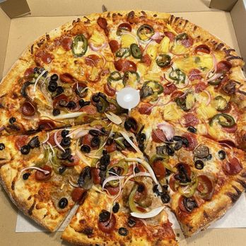 Those Guys Pies - 1/2 everything , 1/2 pepperoni red onion pineapple and jalapeño - Pizza Near Me - Las Vegas, Nevada Those Guys Pies - 1/2 everything , 1/2 pepperoni red onion pineapple and jalapeño - Pizza Near Me - Las Vegas, Nevada