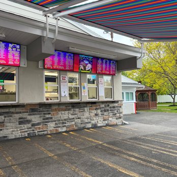 Lugia's Ice Cream - Ice Cream & Frozen Yogurt Near Me - Spencerport, New York