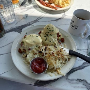 Martha's - Eggs California with Chorizo - American Near Me - Hermosa Beach, California Martha's - Eggs California with Chorizo - American Near Me - Hermosa Beach, California