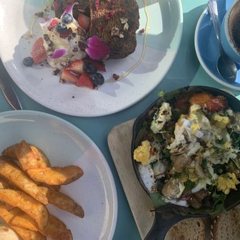 Bluestone Lane West End Café - Banana Bread (GF, D, N)BL Burrito (D)Green Baked Eggs (D) - Coffee & Tea Near Me - Washington, DC, District of Columbia