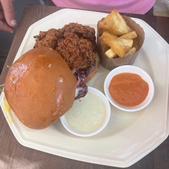 Little Lion Cafe - Cafes Near Me - San Diego, California