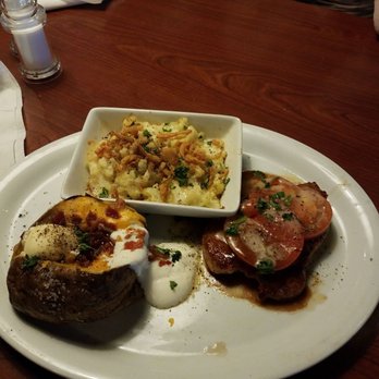 Ruby Tuesday - Plate obviously spent too much time under the lamp waiting to be taken out by the server. - American Near Me - Clinton, Maryland