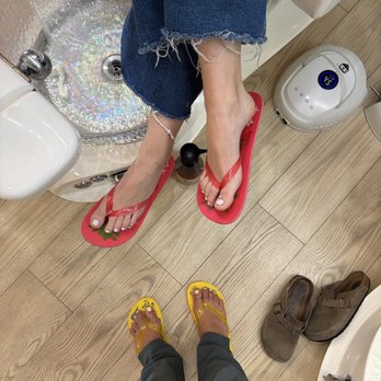 Cindy Nails & Lashes - Nail Salons Near Me - Newport Beach, California