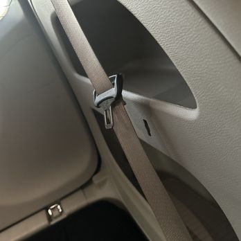 Carvana Tampa - Missing seat belt holder, that blocks it from getting caught when you raise and lower the third row seats - Car Dealers Near Me - Tampa, Florida Carvana Tampa - Missing seat belt holder, that blocks it from getting caught when you raise and lower the third row seats - Car Dealers Near Me - Tampa, Florida
