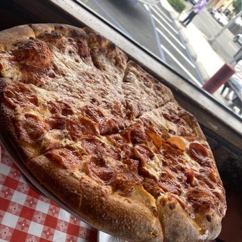 Gianni's Pizza - Italian Near Me - Monterey, California Gianni's Pizza - Italian Near Me - Monterey, California