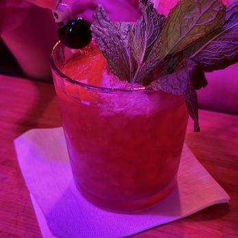 Lei Low - Saturn - Cocktail Bars Near Me - Houston, Texas