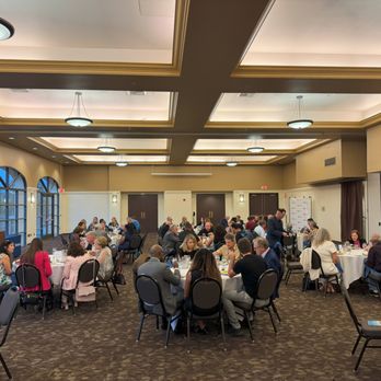 LOS ROBLES GREENS - Updated August 2025 - 227 Photos & 168 Reviews