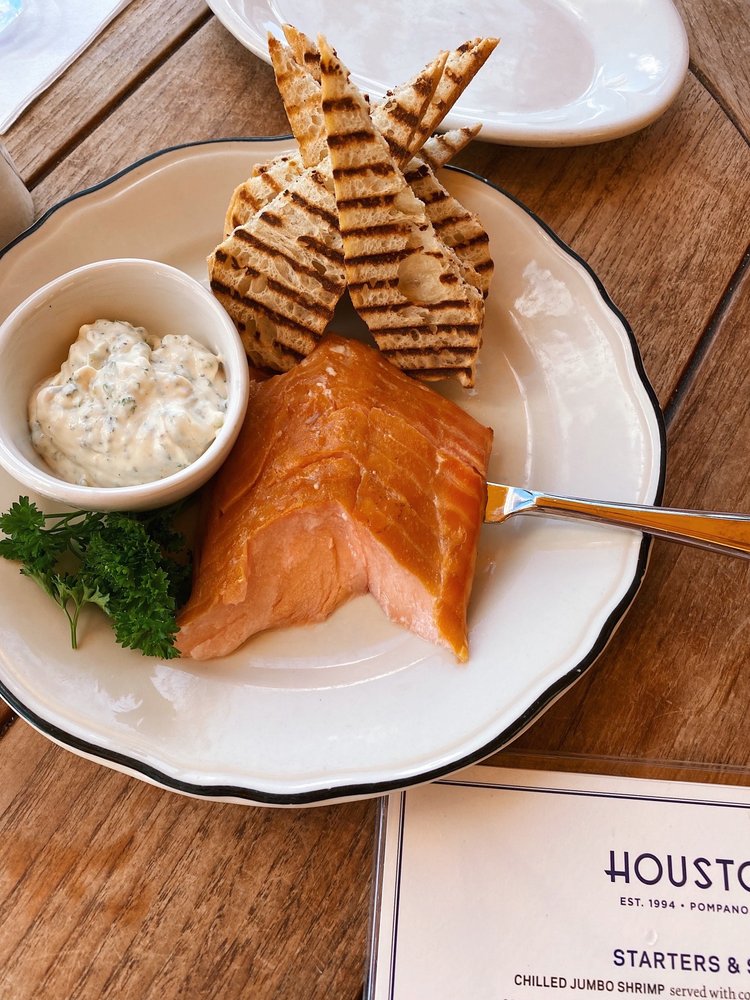 Houston's Restaurant