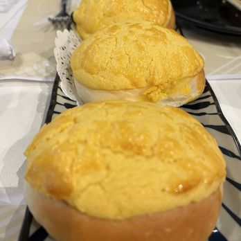 Sam Woo Cafe - Pineapple bun was delicious! - Desserts Near Me - Artesia, California Sam Woo Cafe - Pineapple bun was delicious! - Desserts Near Me - Artesia, California