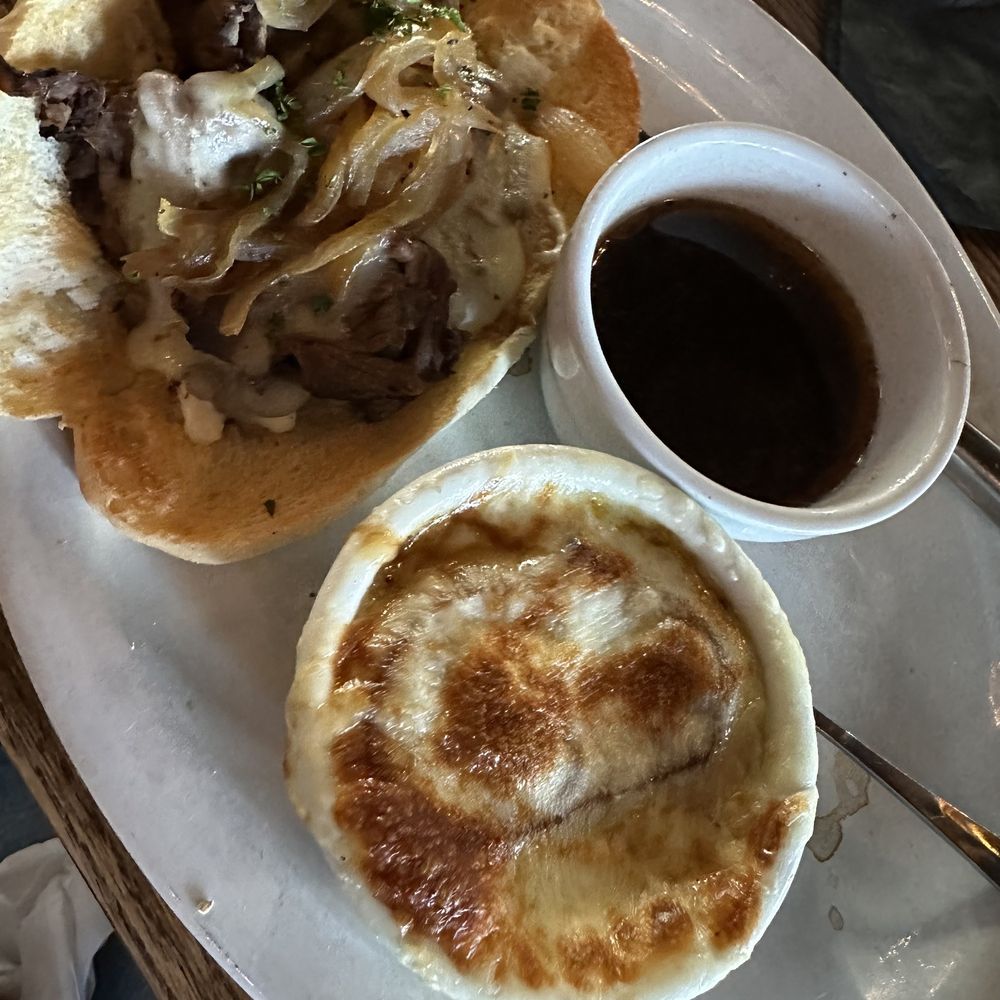 Sidewinders American Grill - French dip with French onion soup - Bars Near Me - Bozeman, Montana Sidewinders American Grill - French dip with French onion soup - Bars Near Me - Bozeman, Montana